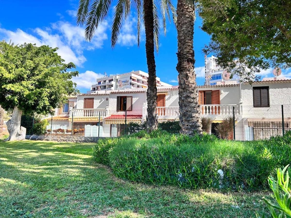 Apartment Virginia Playa de las Américas Eksteriør billede