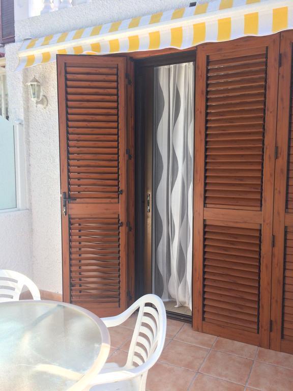 Apartment Virginia Playa de las Américas Eksteriør billede